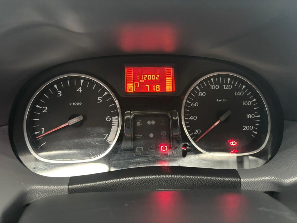 RENAULT Duster - Foto