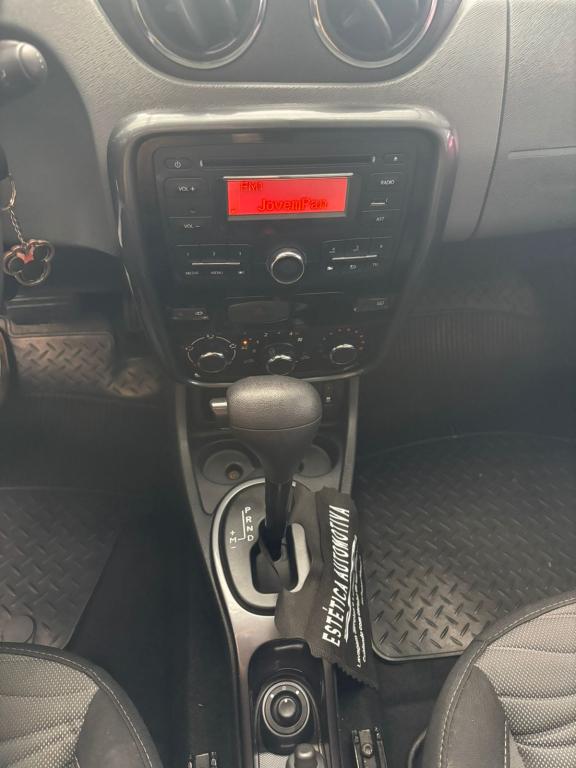 RENAULT Duster - Foto