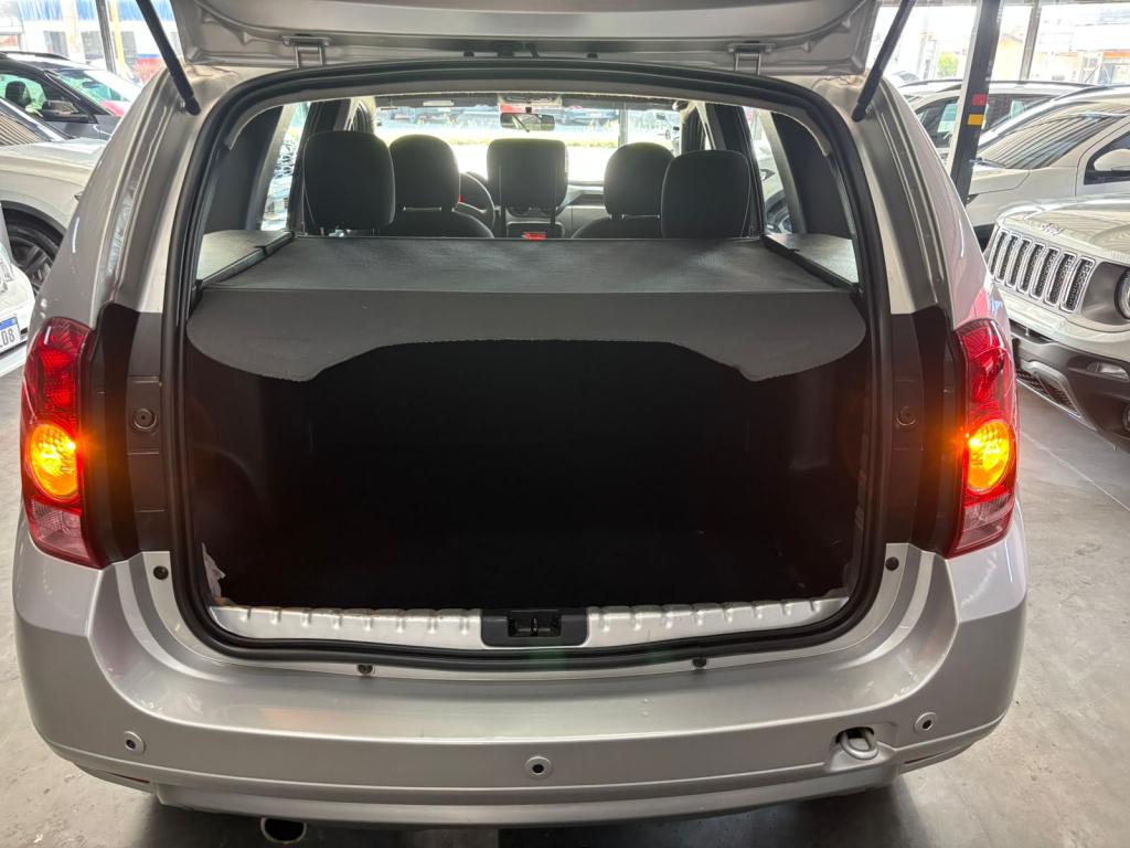 RENAULT Duster - Foto