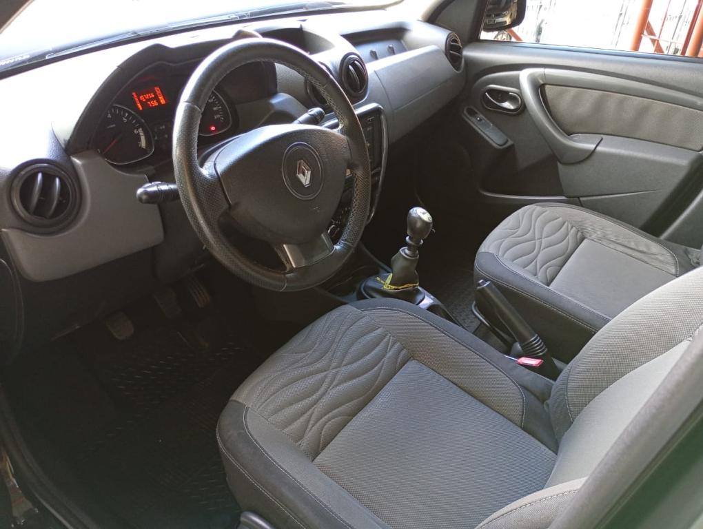 RENAULT Duster - Foto