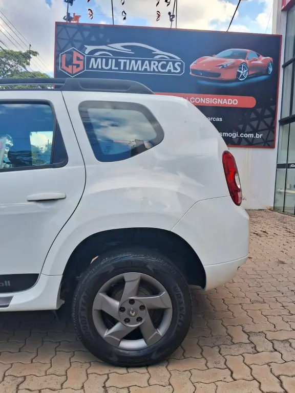 RENAULT Duster - Foto