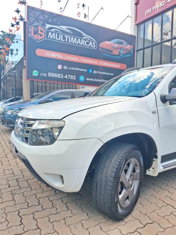 RENAULT Duster - Foto