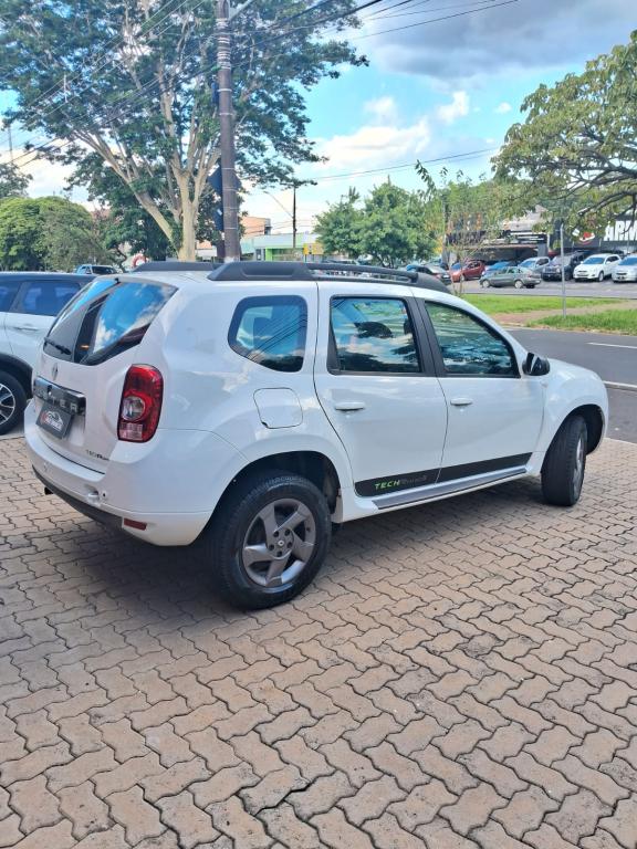 RENAULT Duster - Foto