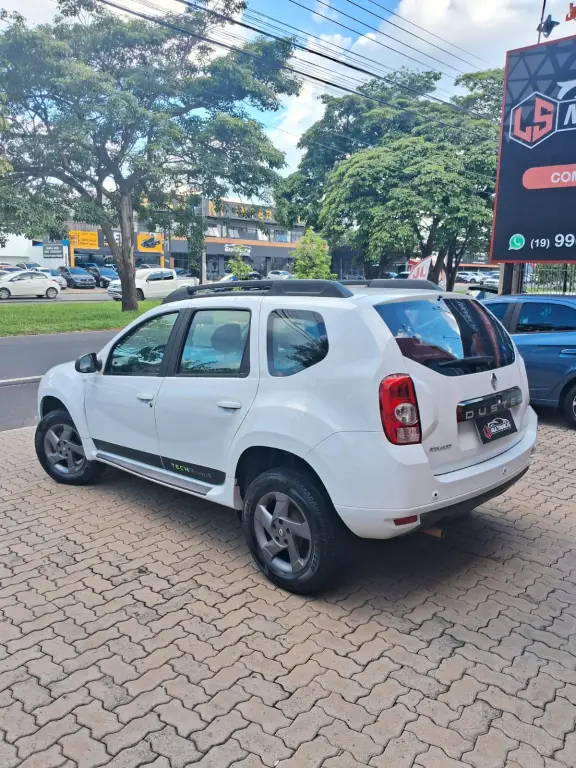 RENAULT Duster - Foto