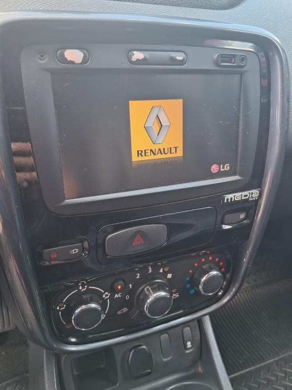 RENAULT Duster - Foto