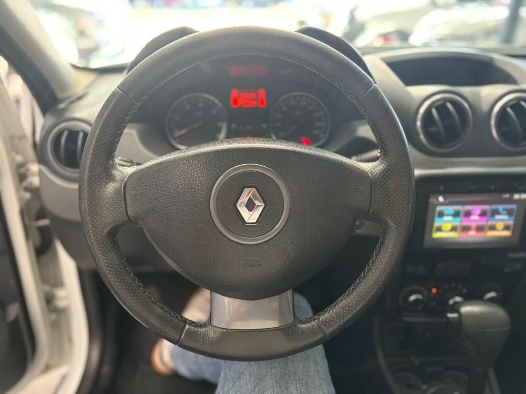 RENAULT Duster - Foto