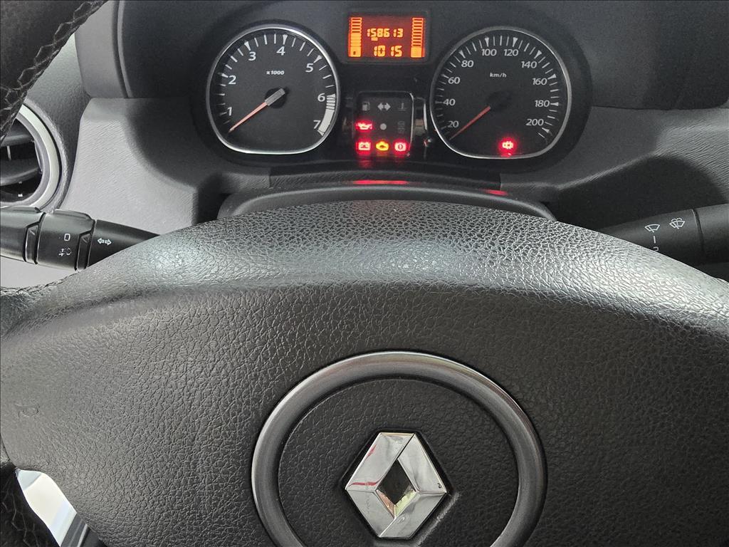 RENAULT Duster - Foto