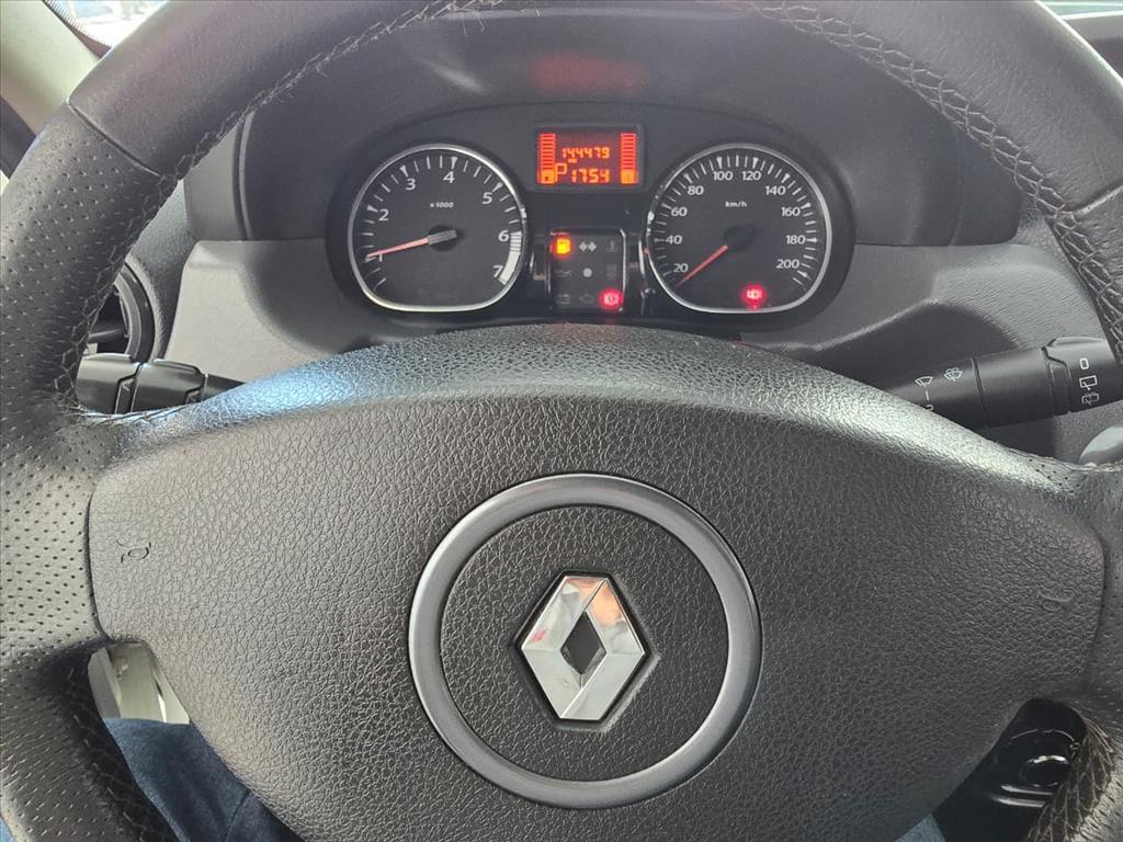 RENAULT Duster - Foto