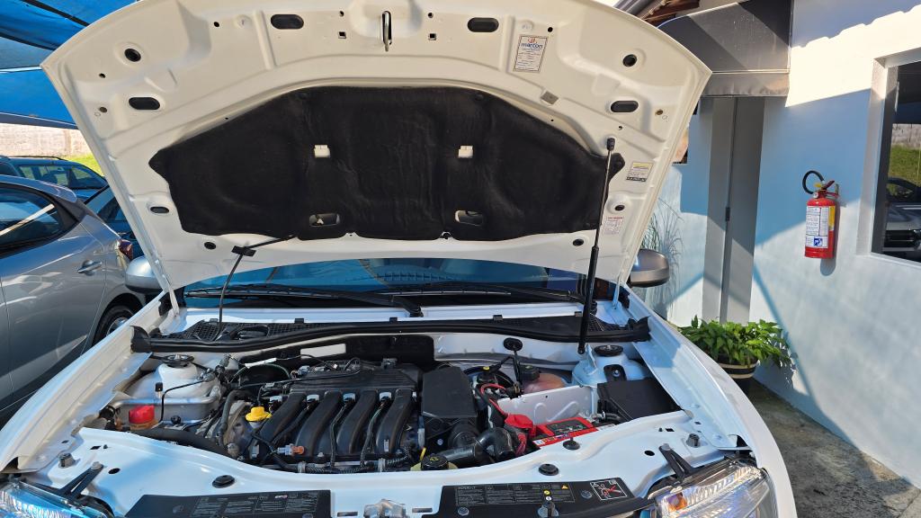 RENAULT Duster - Foto