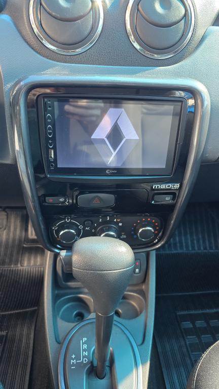 RENAULT Duster - Foto