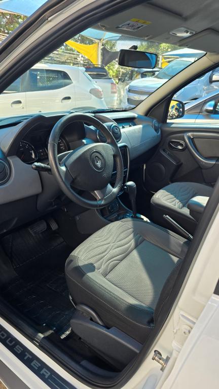 RENAULT Duster - Foto