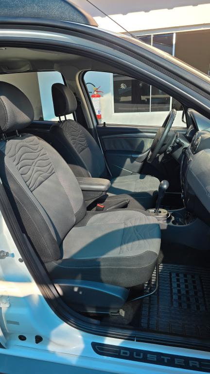 RENAULT Duster - Foto