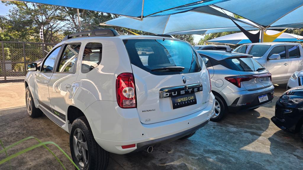 RENAULT Duster - Foto