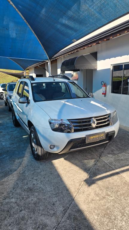 RENAULT Duster - Foto