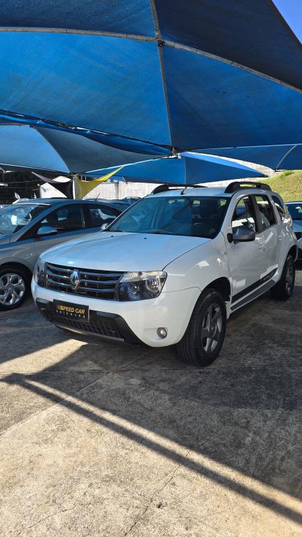 RENAULT Duster - Foto