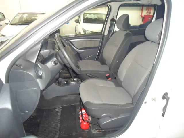 RENAULT Duster - Foto