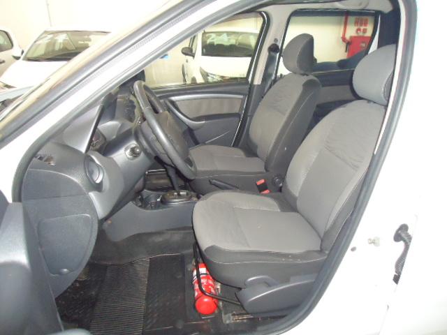 RENAULT Duster - Foto