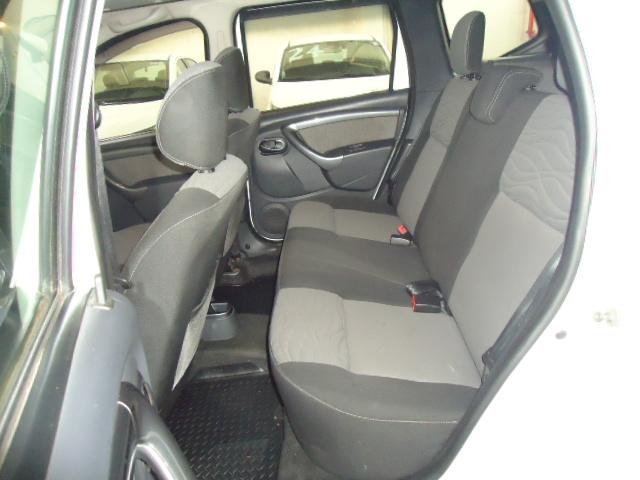 RENAULT Duster - Foto
