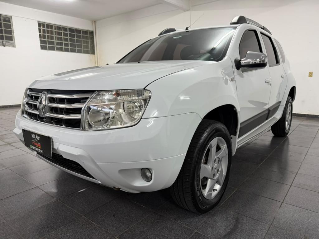 RENAULT Duster - Foto