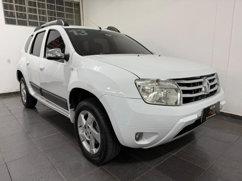 RENAULT Duster - Foto
