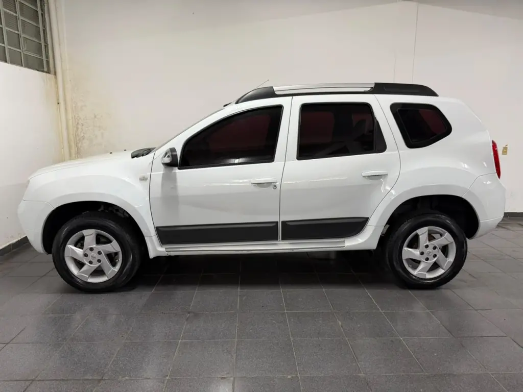 RENAULT Duster - Foto
