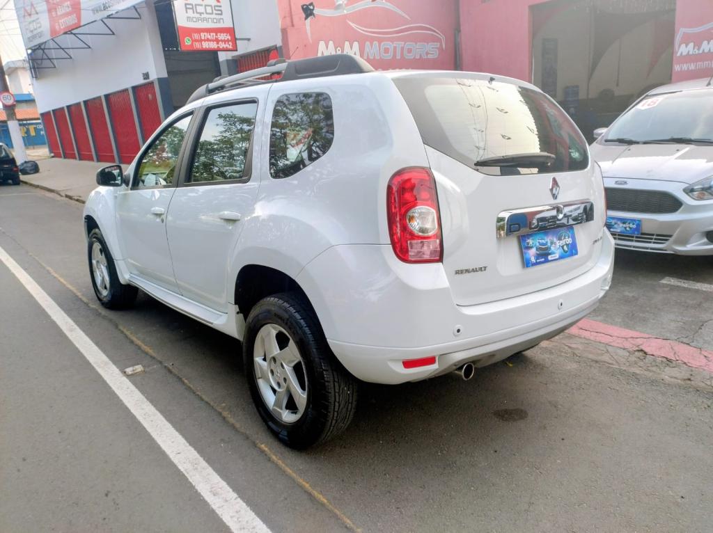 RENAULT Duster - Foto