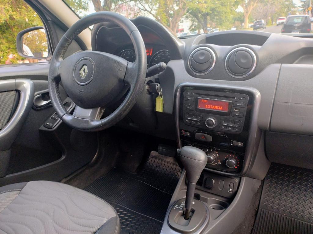 RENAULT Duster - Foto