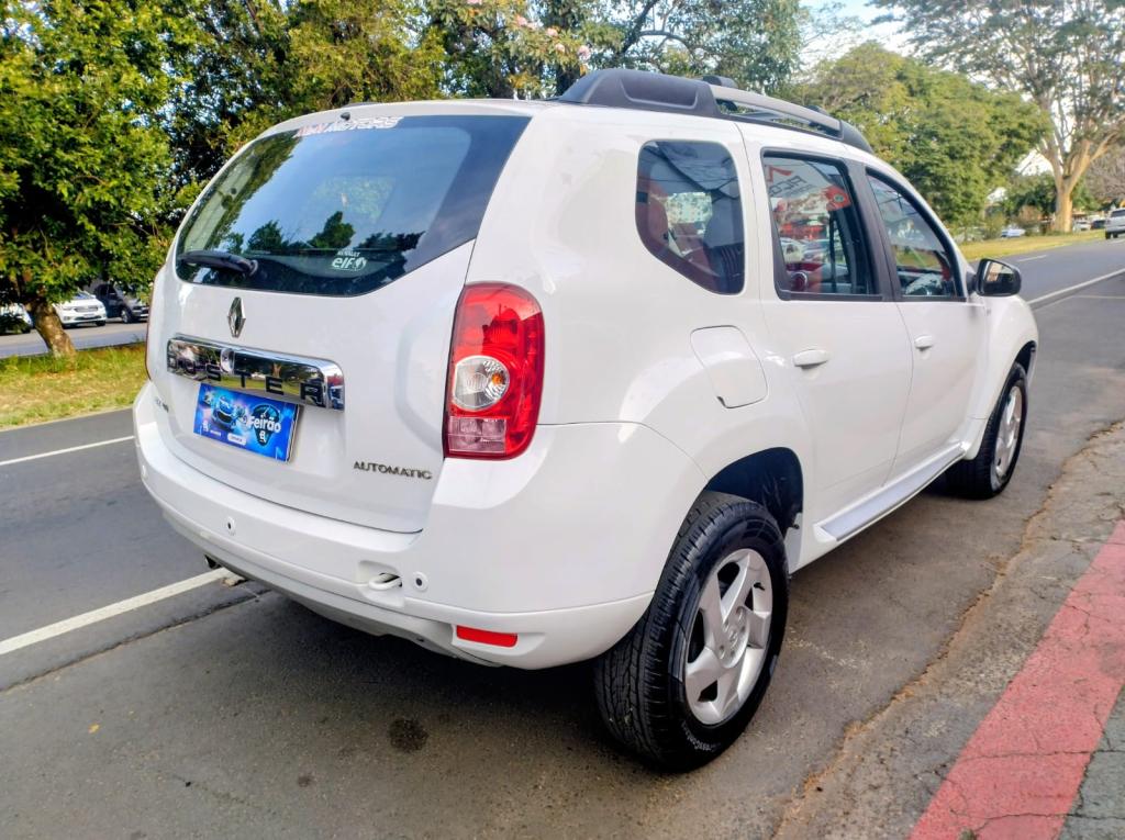RENAULT Duster - Foto