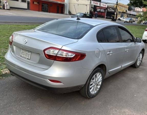 RENAULT Fluence - Foto