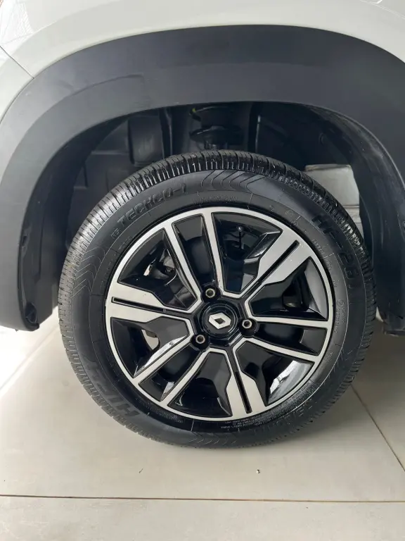 RENAULT Kwid - Foto