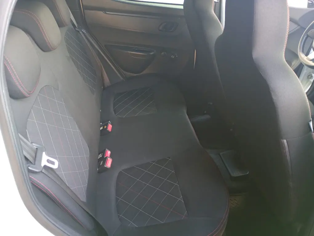 RENAULT Kwid - Foto