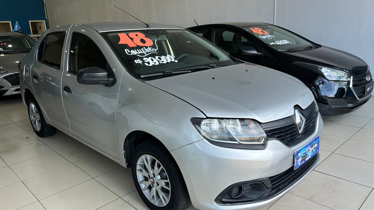 RENAULT Logan - Foto