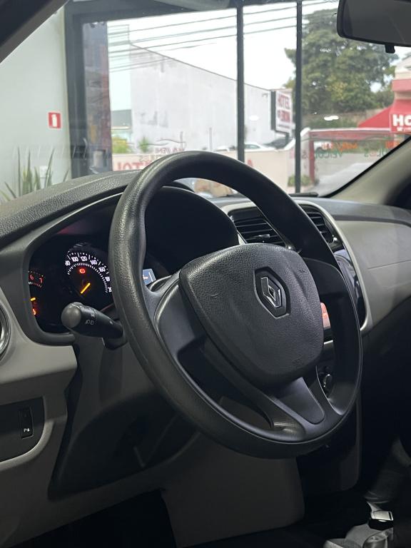RENAULT Logan - Foto
