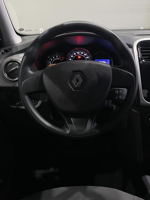 RENAULT Logan - Foto