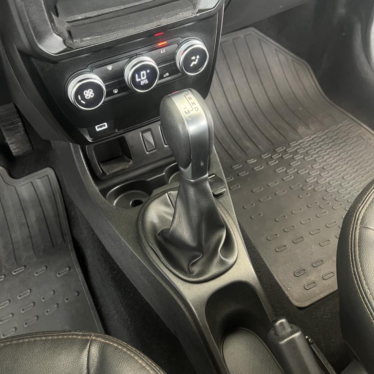 RENAULT Oroch - Foto