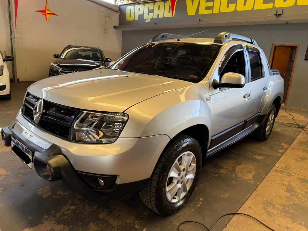 RENAULT Oroch - Foto