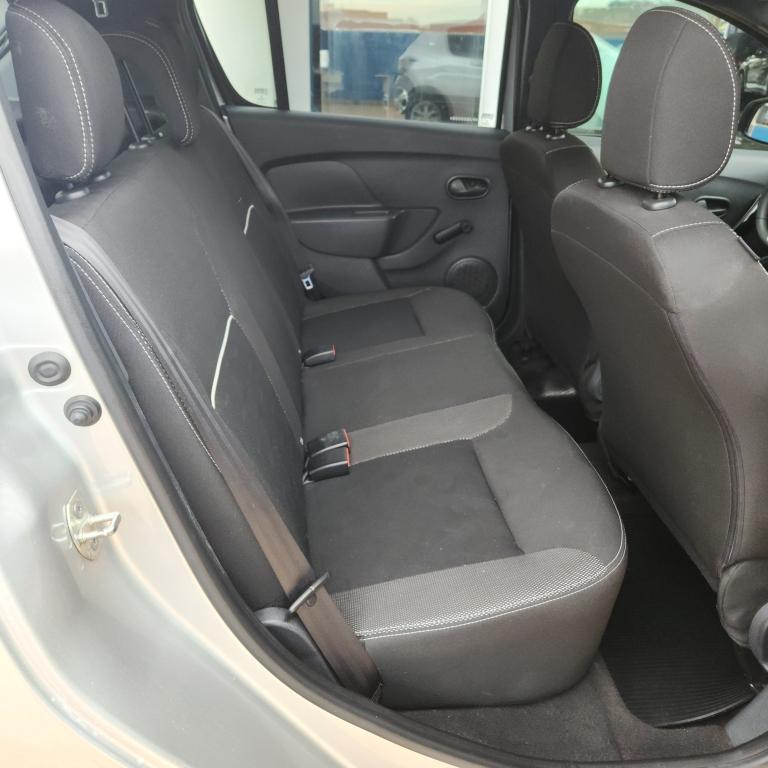 RENAULT Sandero - Miniatura