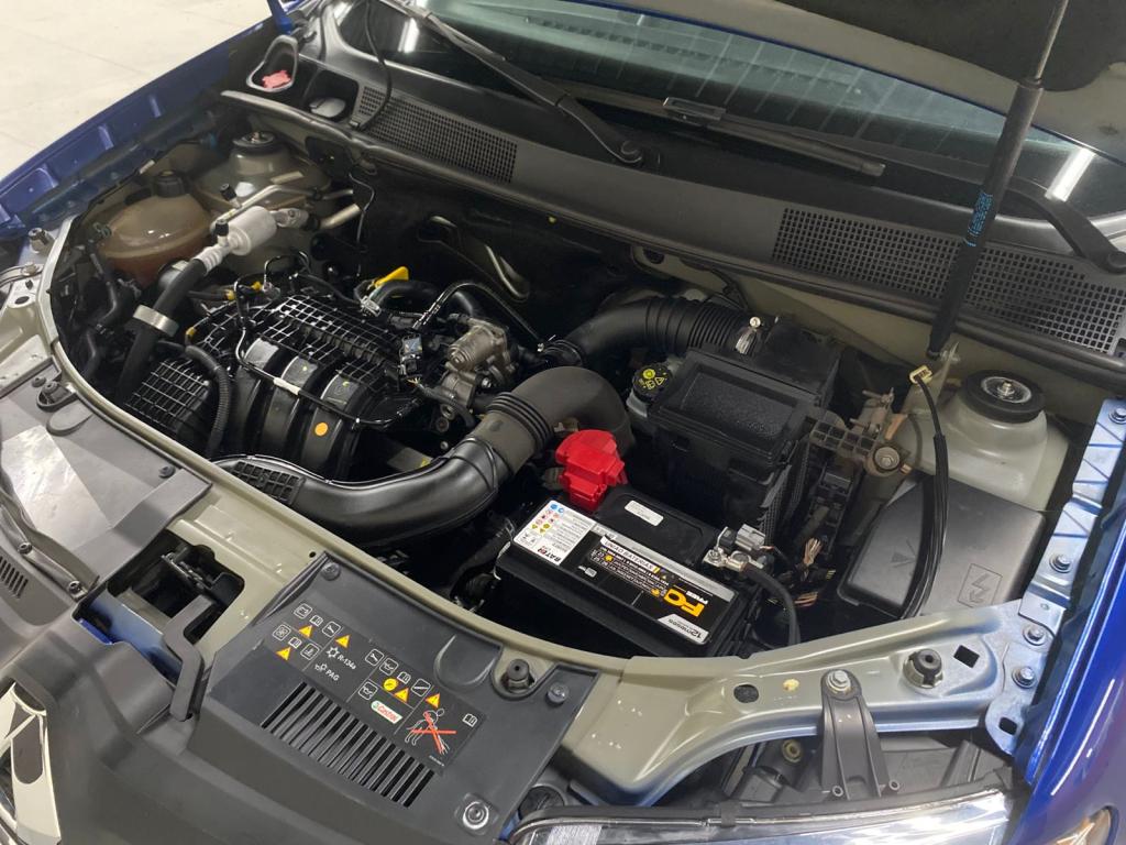 RENAULT Sandero - Foto