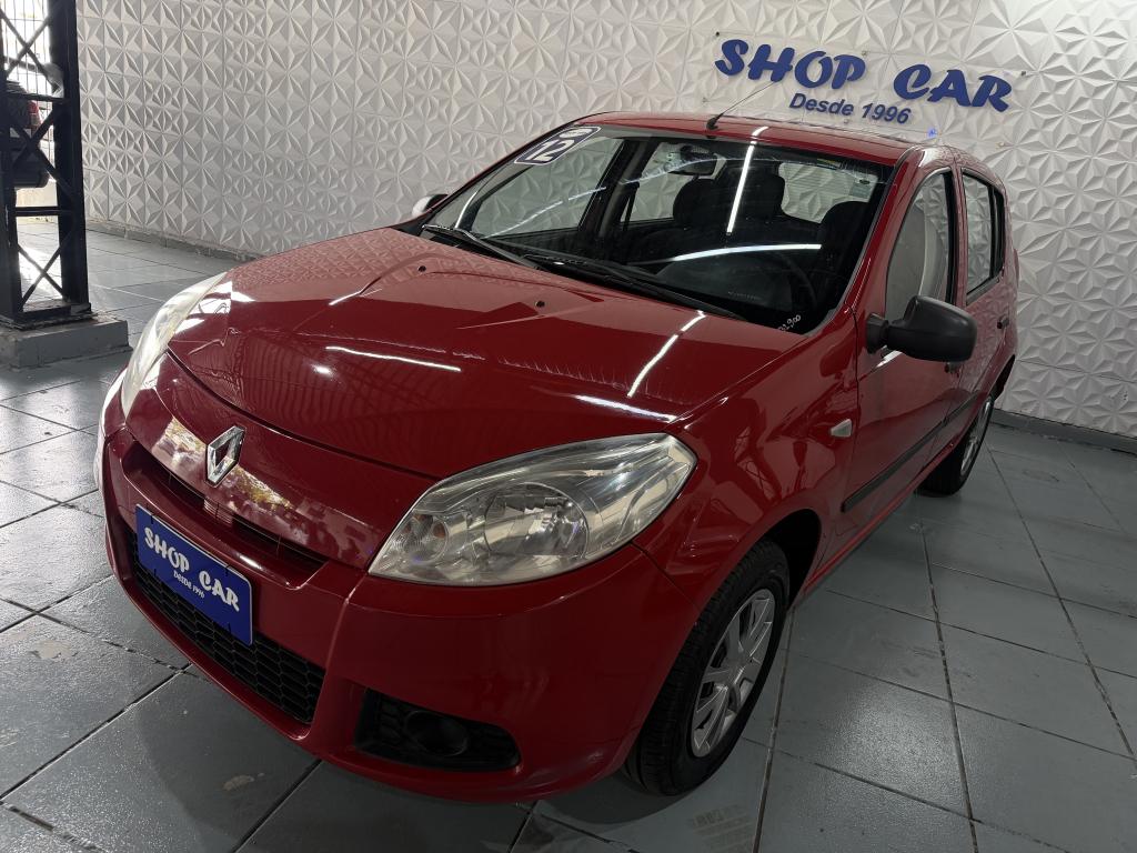 RENAULT Sandero - Foto