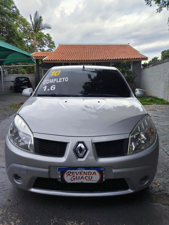 RENAULT Sandero - Foto