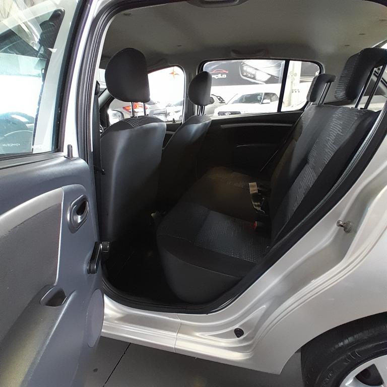 RENAULT Sandero - Foto