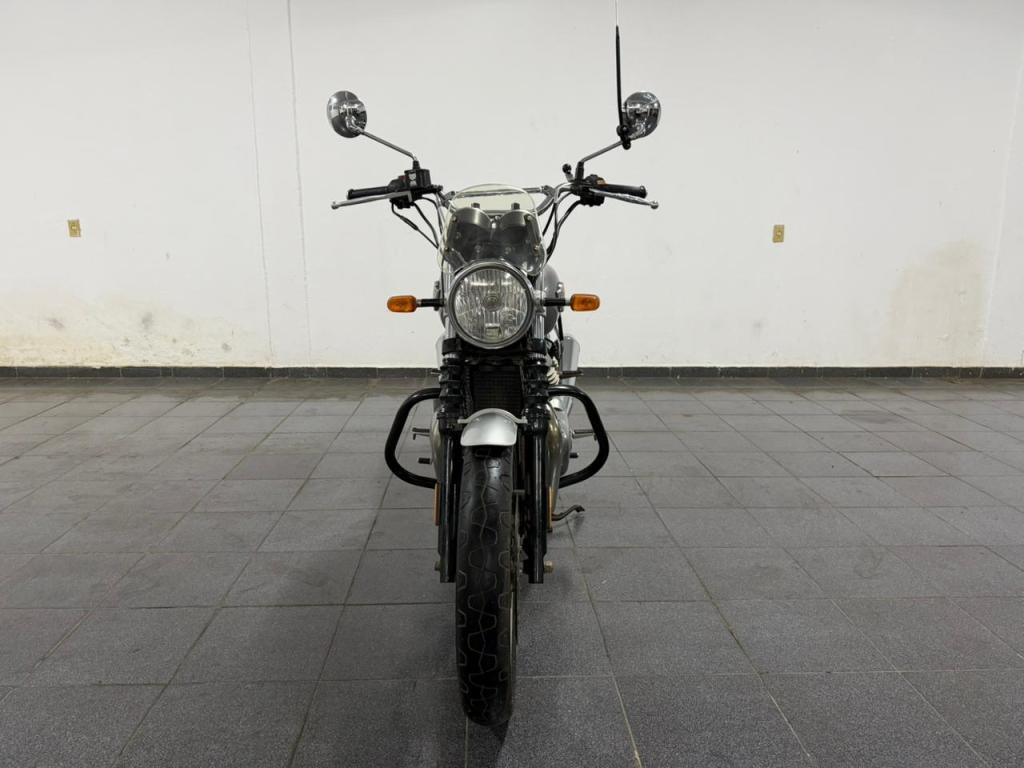 ROYAL ENFIELD Interceptor 650 - Foto