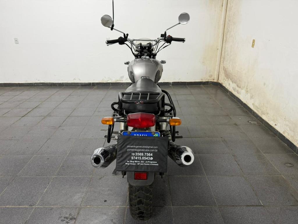 ROYAL ENFIELD Interceptor 650 - Foto