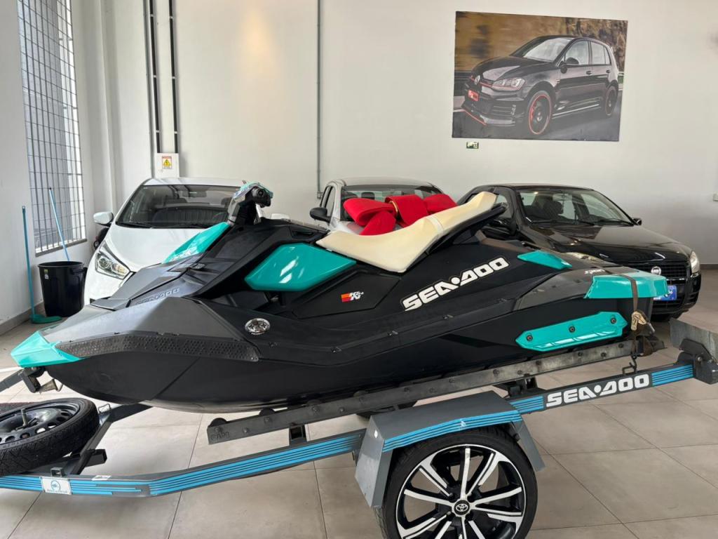 SEA DOO Spark 2Up - Foto