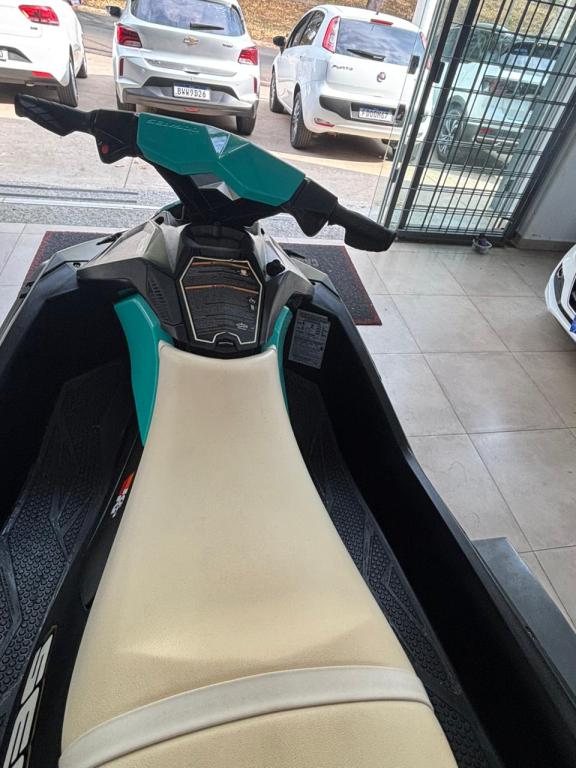 SEA DOO Spark 2Up - Foto