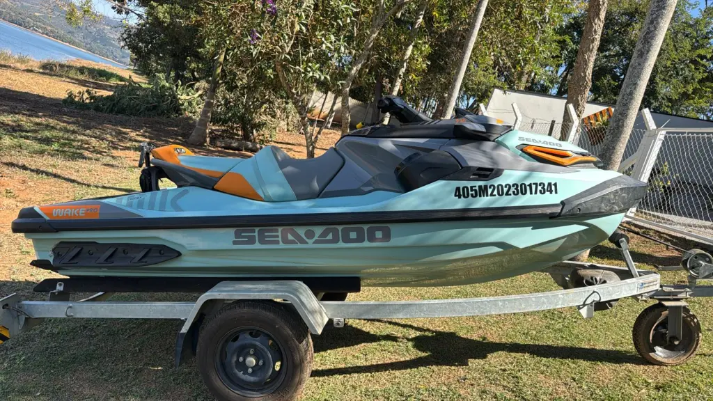 SEA DOO Wake Pró 230 - Foto