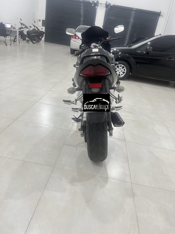 SUZUKI GSX 650 F - Foto