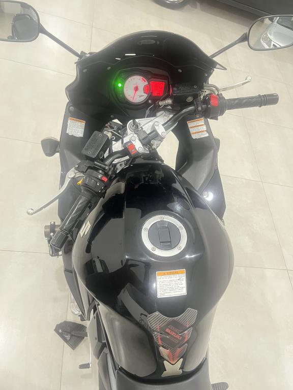 SUZUKI GSX 650 F - Foto