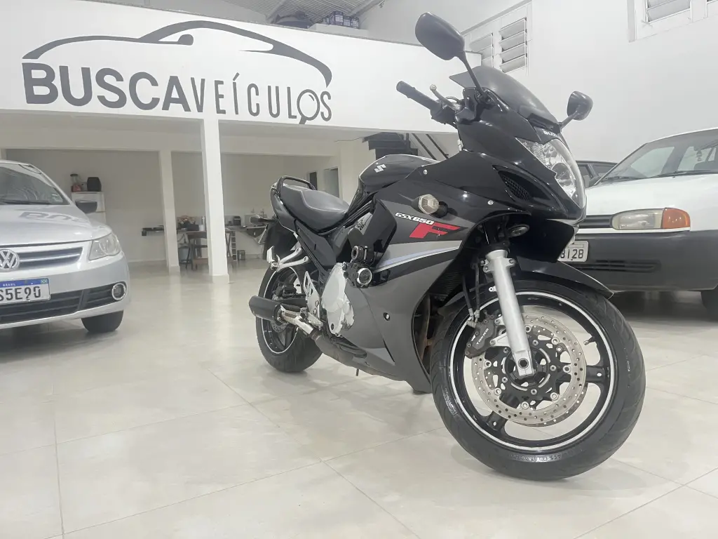 SUZUKI GSX 650 F - Foto