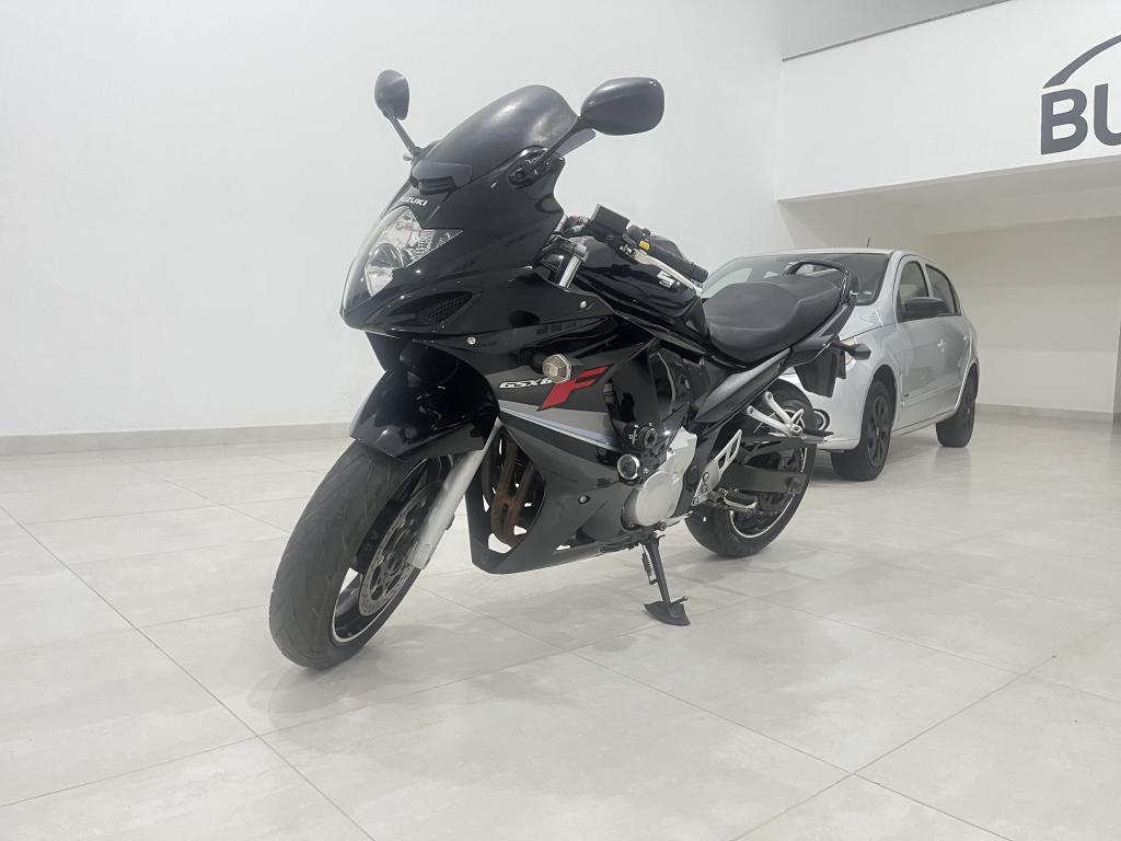 SUZUKI GSX 650 F - Foto